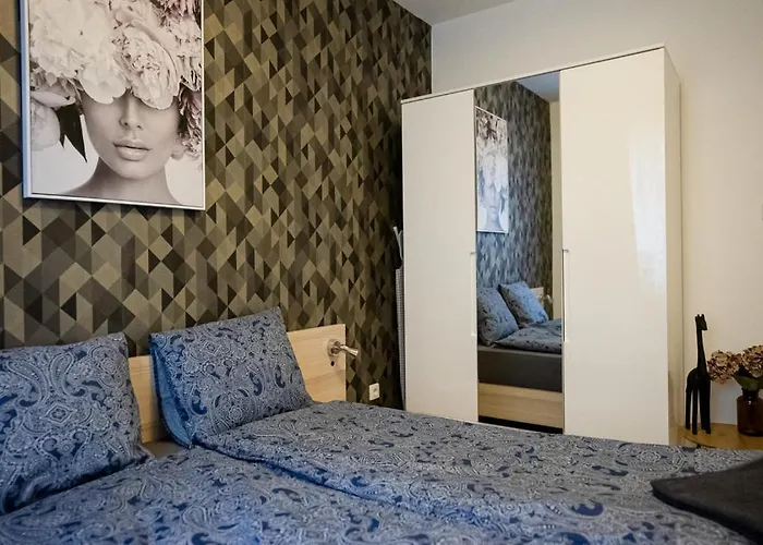 Happy Tiger Premium * Budapest